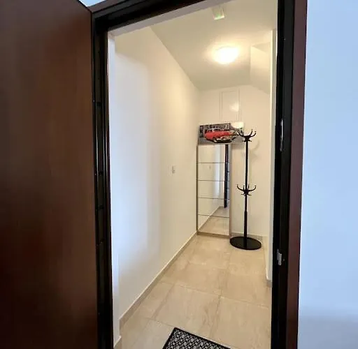 Oleander * Podstrana